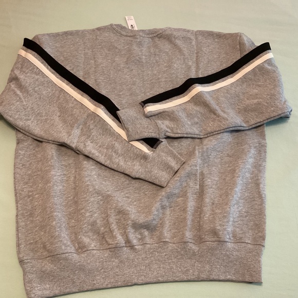 PINK Victoria’s Secret sweatshirt NEW - Picture 5 of 5